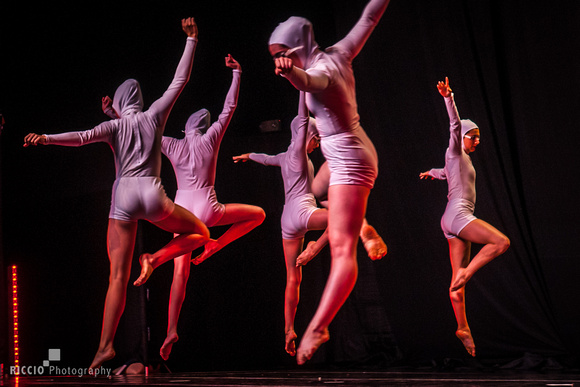 Boca Ballett Dancers performing "In Deep" photographed by Maurizio Riccio